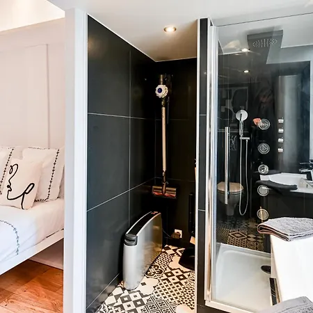 La Holstein T2 Renove Place Morny Apartment *